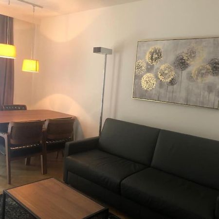 Executive 1Br Flat, City Center - Hammer 3 Цюрих Екстер'єр фото